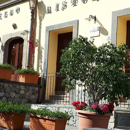 Alojamento de Acomodação e Pequeno-almoço Al Castello