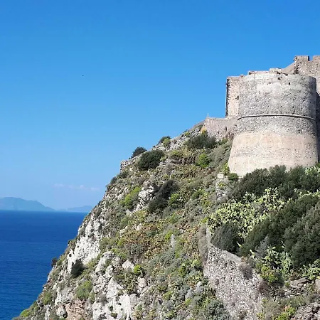Al Castello Alojamento de Acomodação e Pequeno-almoço 3*