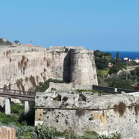 Bed & Breakfast Al Castello 3*