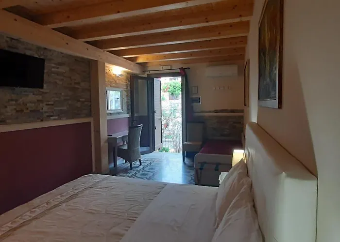 Al Castello Nocleg ze śniadaniem 3*